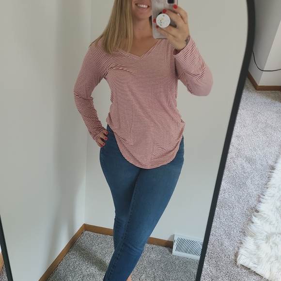 Old Navy Striped Pink And White V-Neck Long Sleeve Top - Picture 2 of 13